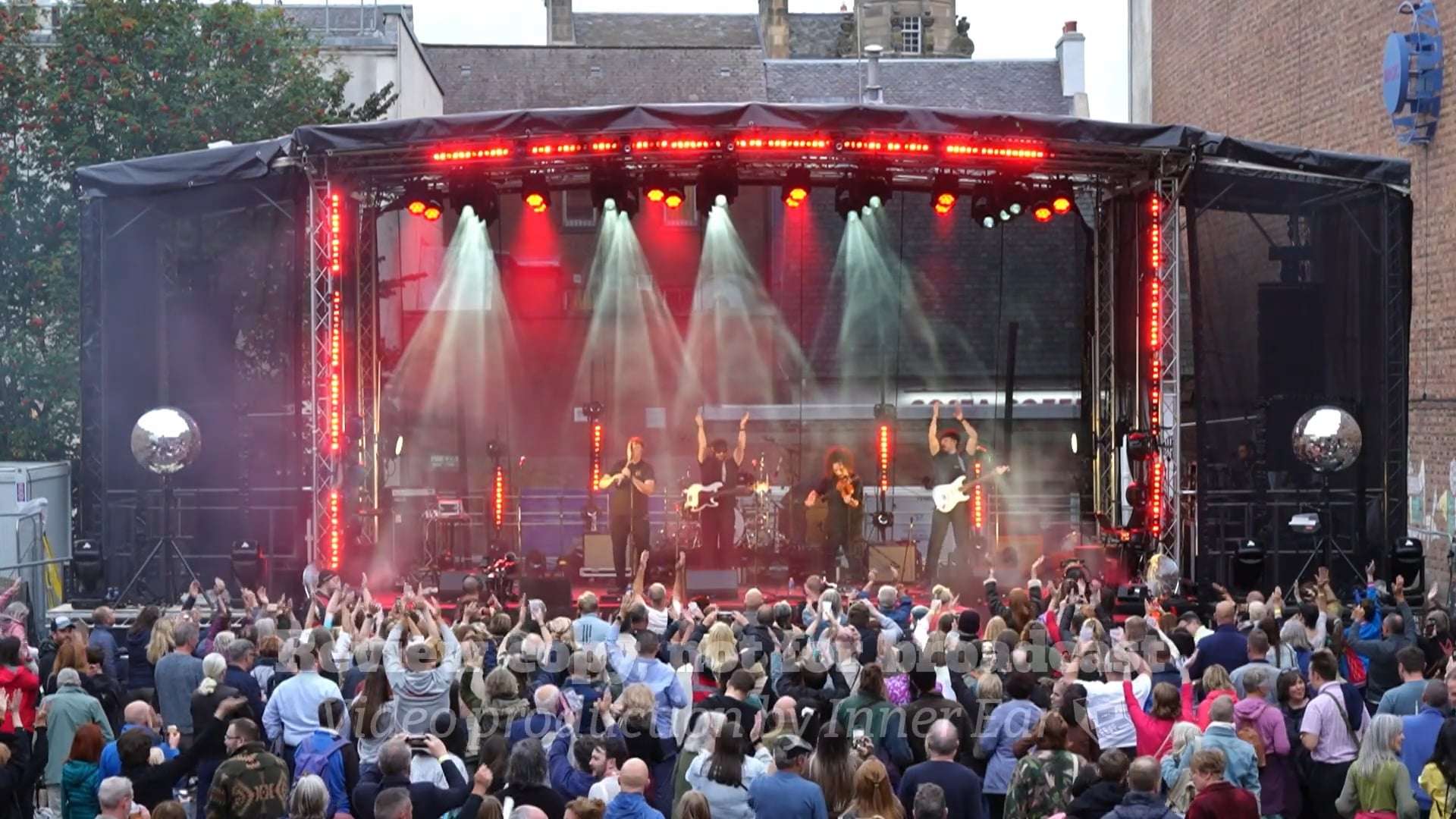 Valtos performing at Perth 125 Live! filmed by Inner Ear